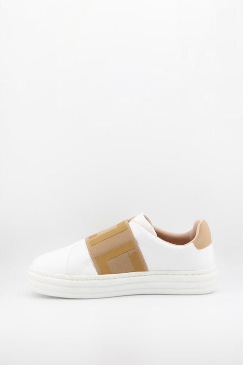 Luz da lua Perforated Slip-On Sneakers with Geometric Trim